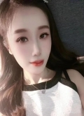 通体雪白玉足美妹妹